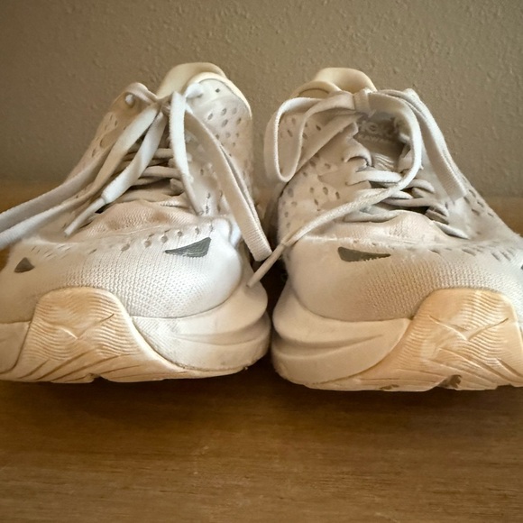 HOKA ONE ONE Kawana White Running Shoes Size 7 - Picture 4 of 7